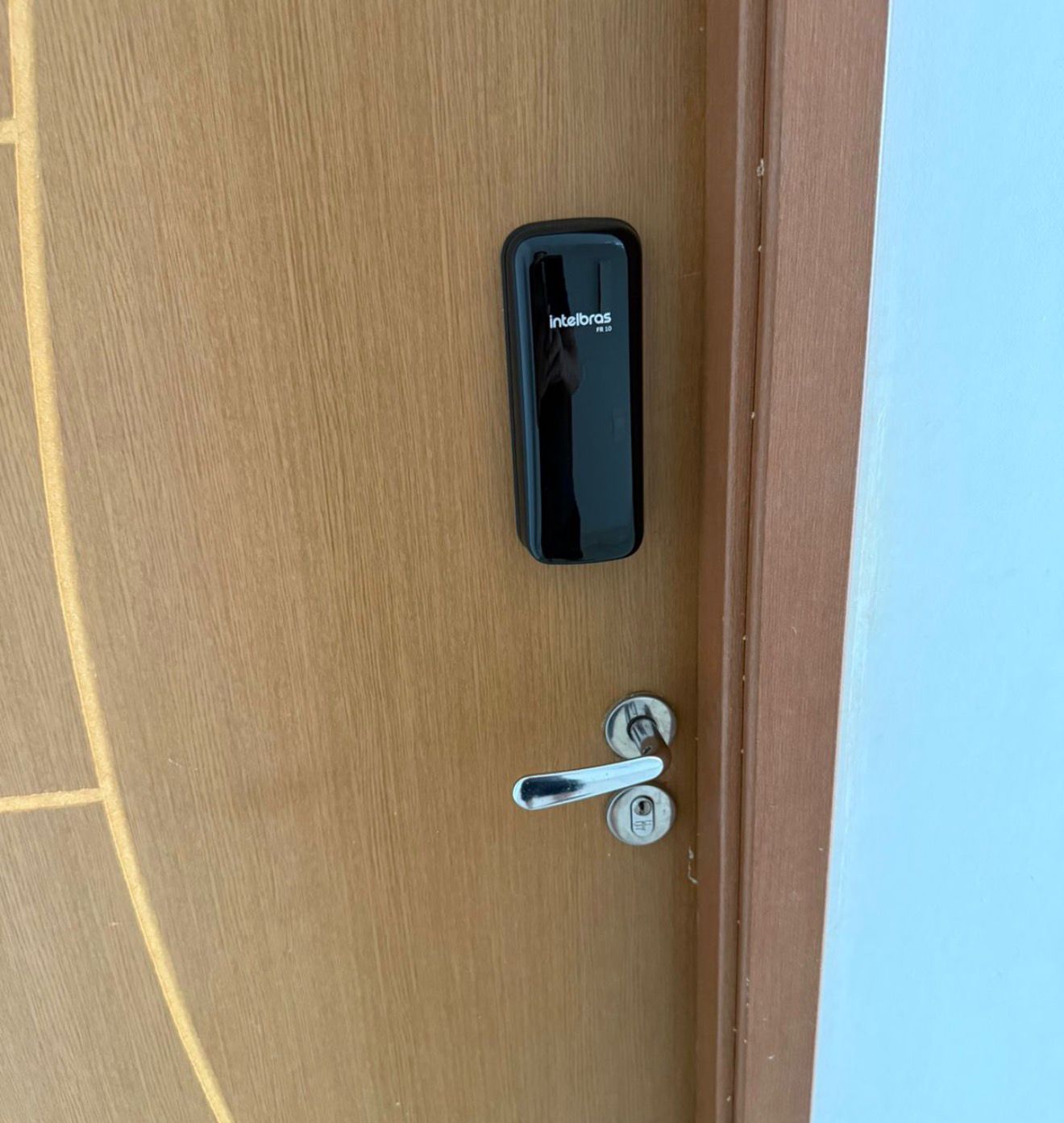 Fechadura eletrônica